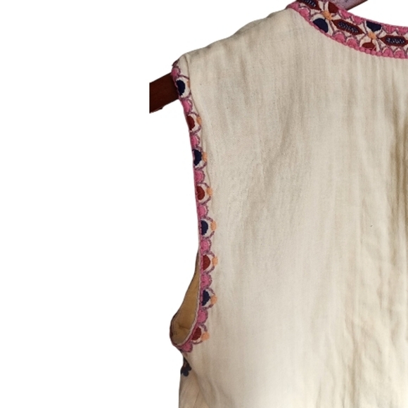 Zara Floral Embroidered Vest - Cream and Pink - Picture 5 of 7